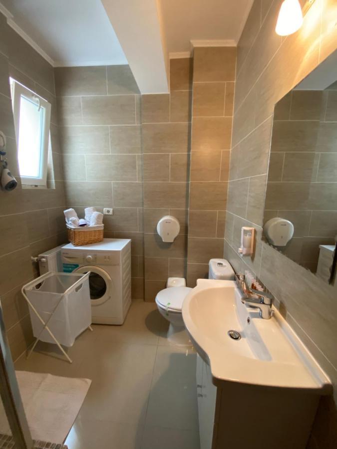 Alex Apartments Navodari Ngoại thất bức ảnh