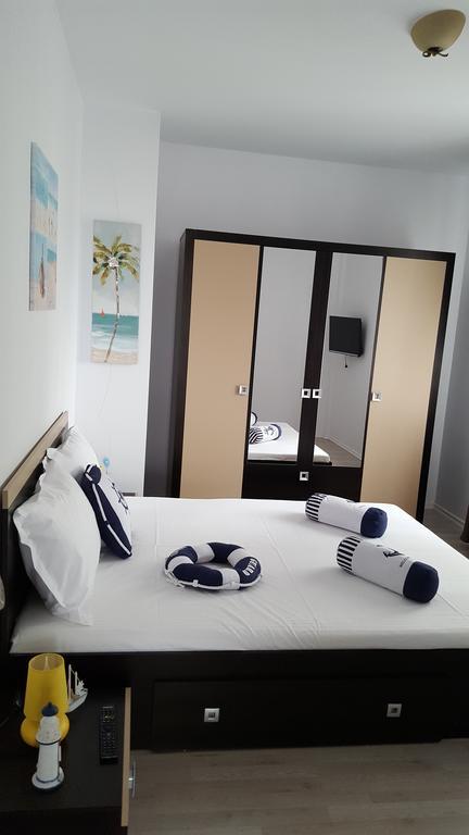 Alex Apartments Navodari Ngoại thất bức ảnh